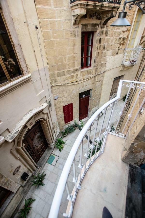 Cosy Townhouse In Historic Centre Villa Birgu Bagian luar foto