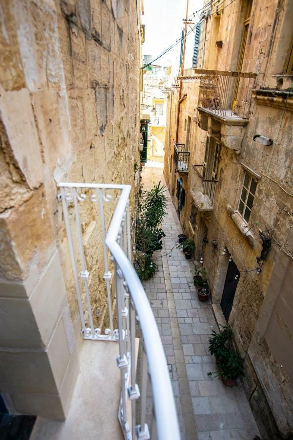 Cosy Townhouse In Historic Centre Villa Birgu Bagian luar foto